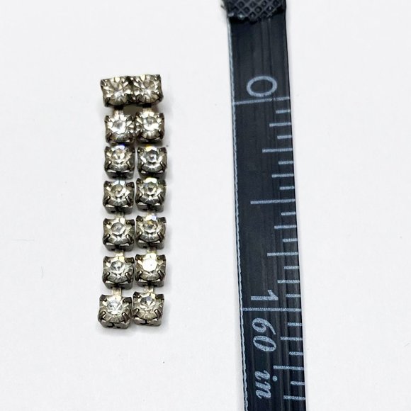 VINTAGE 1980's GLAM ART DECO DOUBLE STRAND HANG RHINESTONE EARRINGS - Picture 8 of 8